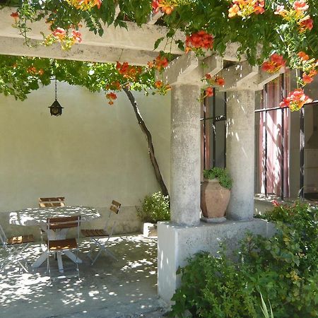 Le Mas De La Verdiere Avignon Bagian luar foto
